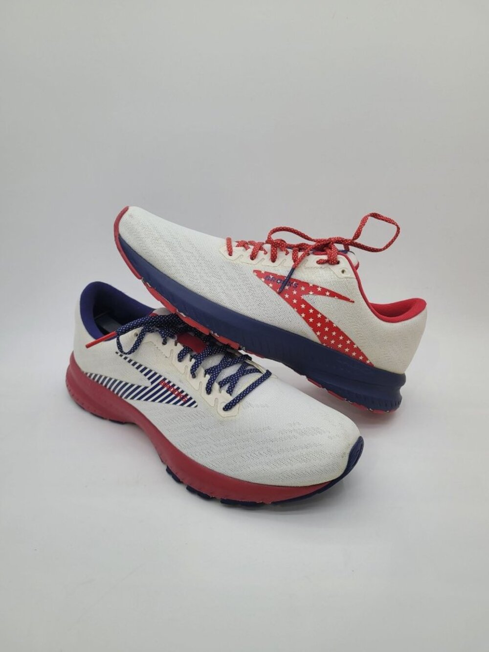Pristine Brooks Launch 7 Run USA Red White Blue Patriotic Men's Size 9.5